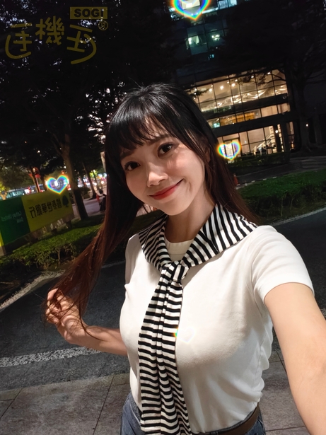 realme 15 5G 系列攝錄體驗 - 愛心光效果
