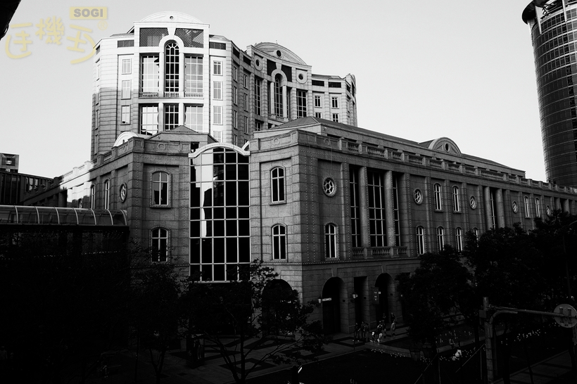 Realme GT 8 Pro 攝錄體驗 - 高對比度黑白