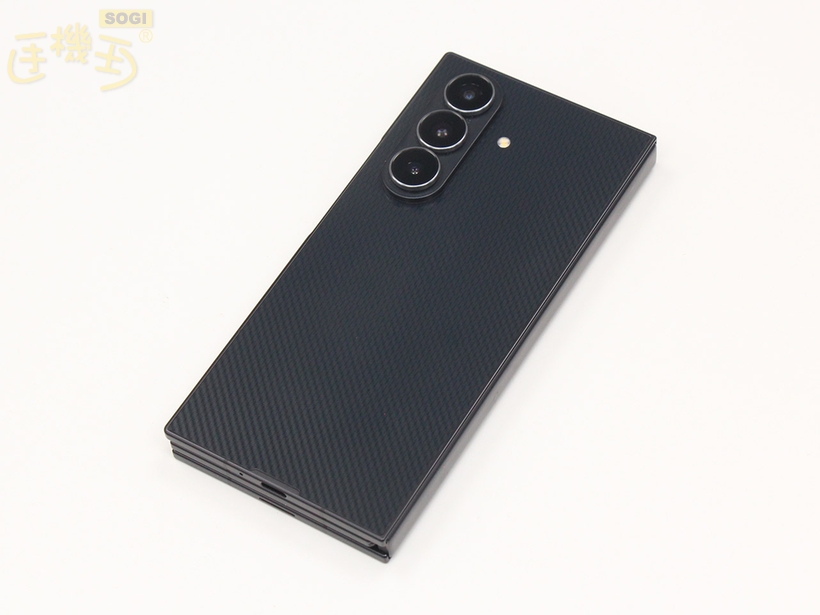 三星 Galaxy Z TriFold 外觀介紹 - 摺疊/背面