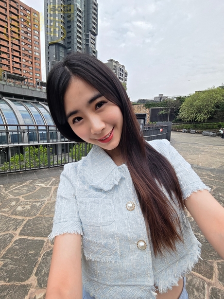 三星 Galaxy Z TriFold 攝錄體驗 - 廣角自拍