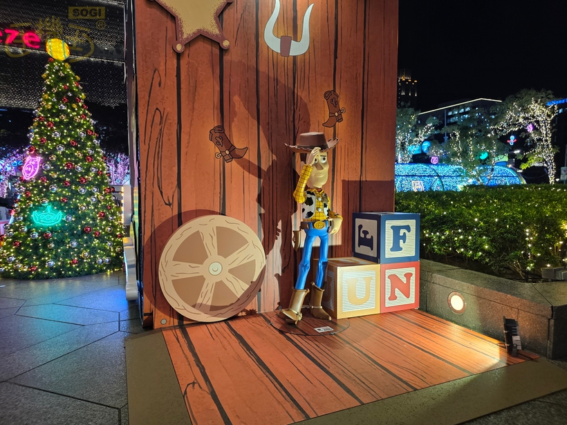 三星 Galaxy Z TriFold 攝錄體驗 - 夜-2