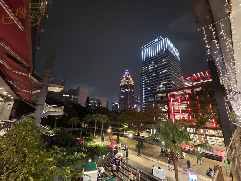 三星 Galaxy Z TriFold 攝錄體驗 - 夜-超廣角