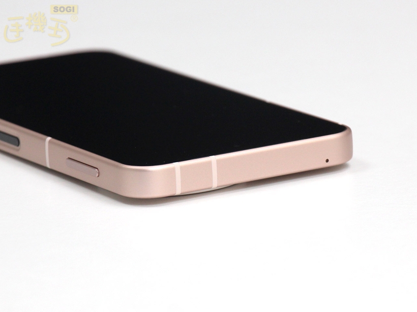 夏普 AQUOS sense10 外觀介紹 - 頂部