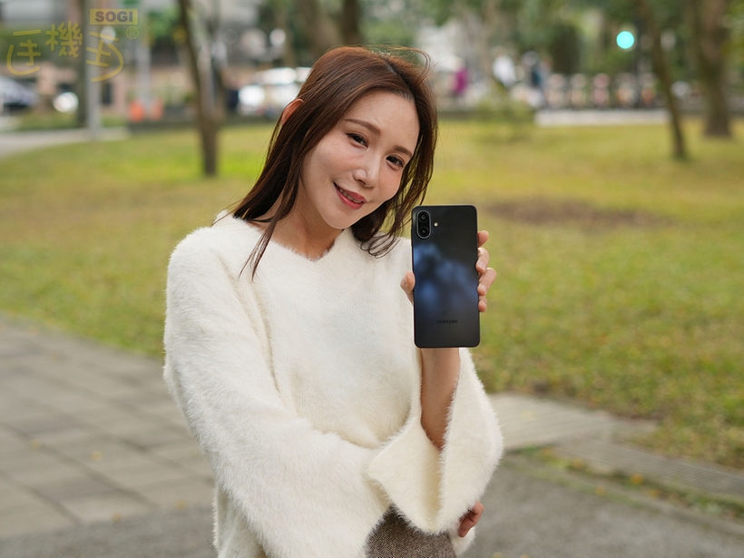 6千大電量的三星平價手機！SAMSUNG A07 5G開箱體驗