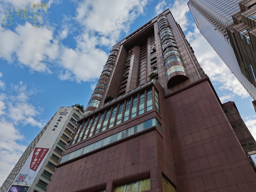 POCO F8 Pro 攝錄體驗 - 大樓