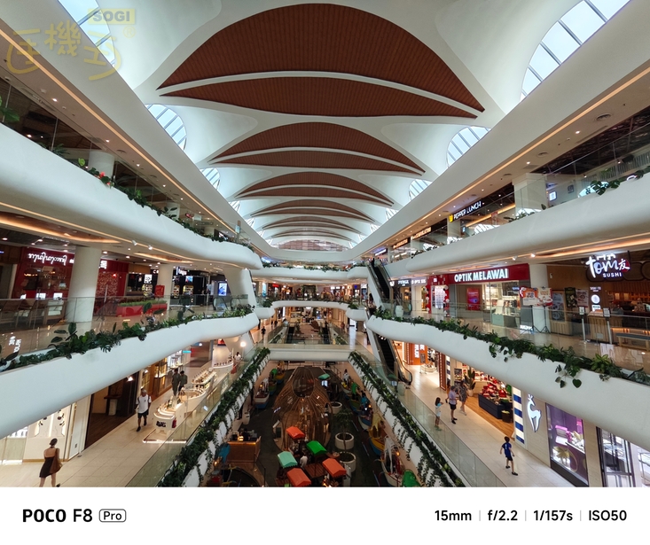 POCO F8 Pro 攝錄體驗 - 0.7X