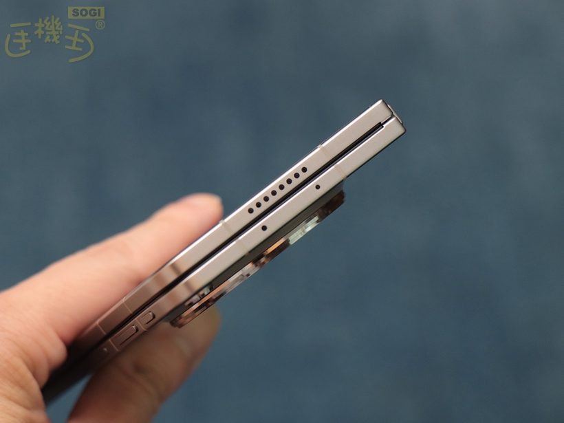 OPPO Find N6 主要規格及特色 - 摺疊-頂部