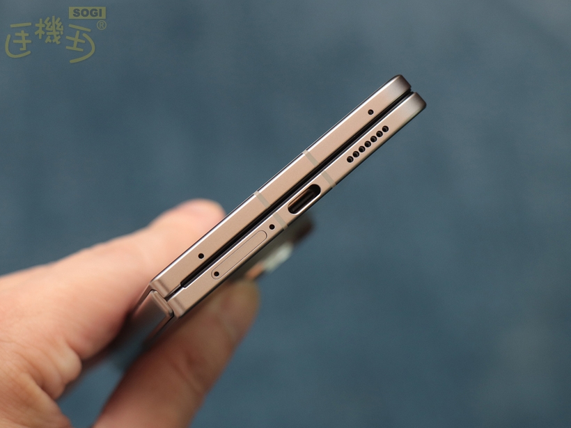 OPPO Find N6 主要規格及特色 - 摺疊-頂部