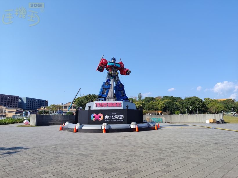 紅米 Note 15 5G 攝錄體驗 - 變形金剛