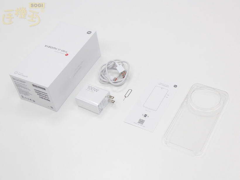 Xiaomi 17 Ultra 開箱外觀 - 盒裝配件