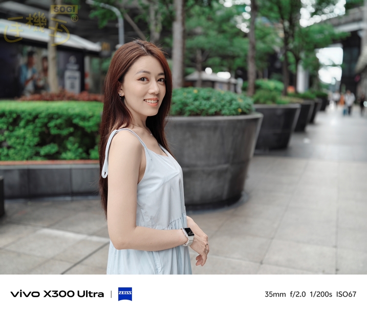 vivo X300 Ultra 相機體驗 - 追光
