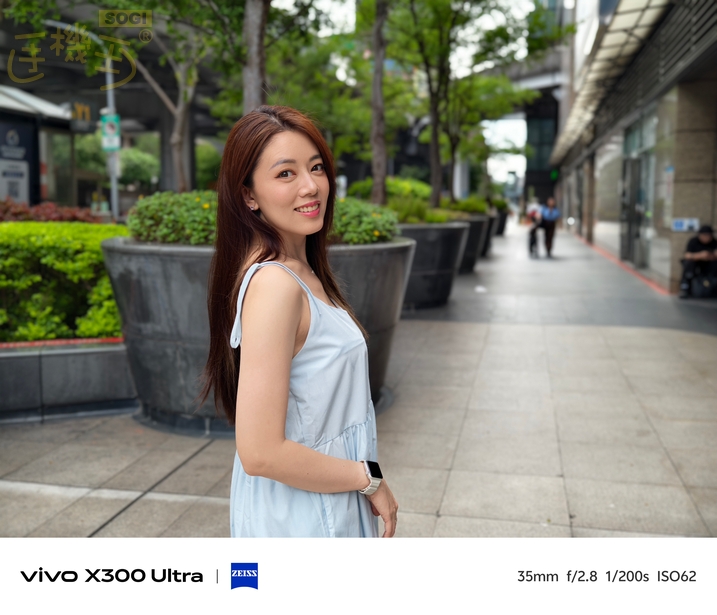 vivo X300 Ultra 相機體驗 - 鮮明