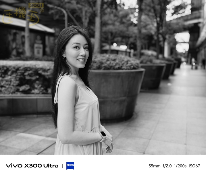 vivo X300 Ultra 相機體驗 - 黑白