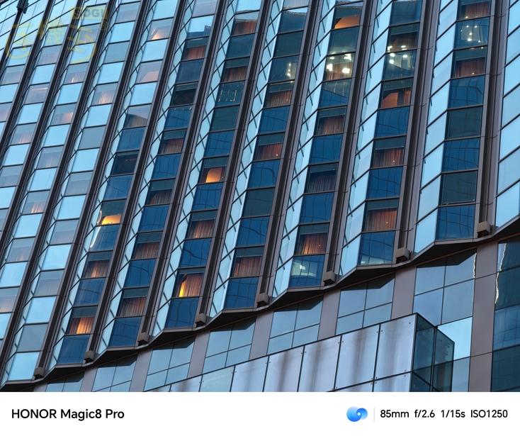 HONOR Magic8 Pro 相機體驗 - 大樓