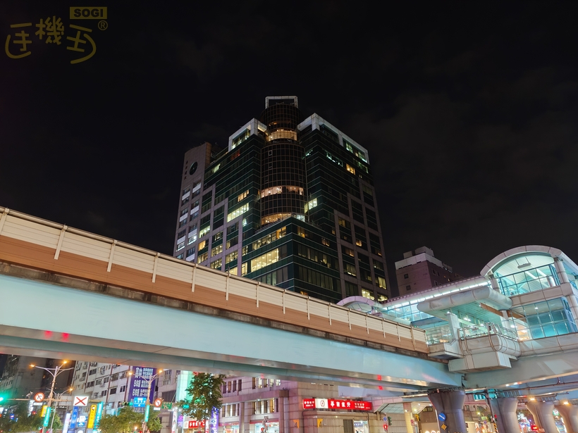Sony Xperia 1 VIII 相機體驗 - 夜-3