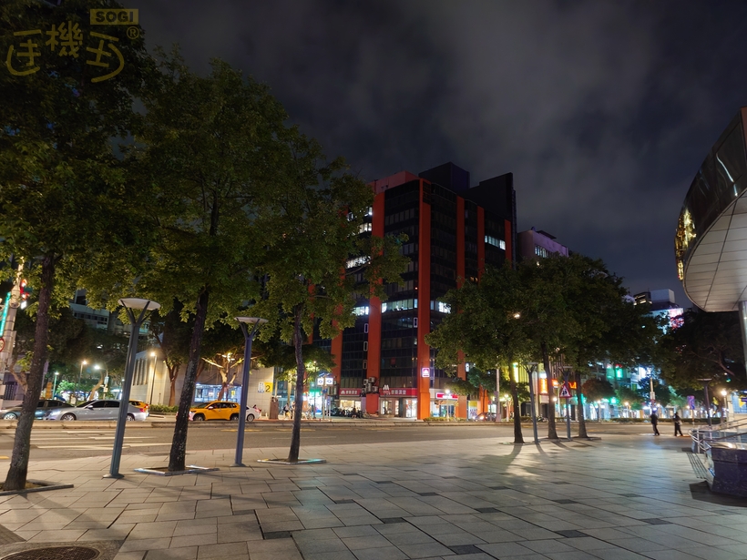 Sony Xperia 1 VIII 相機體驗 - 夜-2