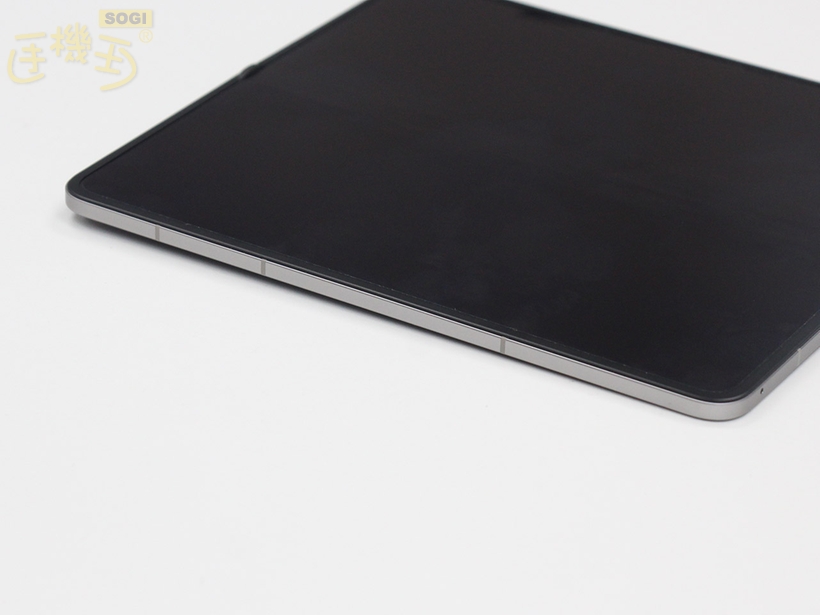 OPPO Find N6 開箱外觀 - 左側