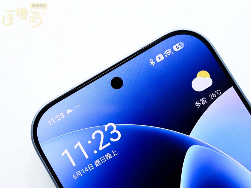 Xiaomi 17 開箱外觀 - 前鏡頭