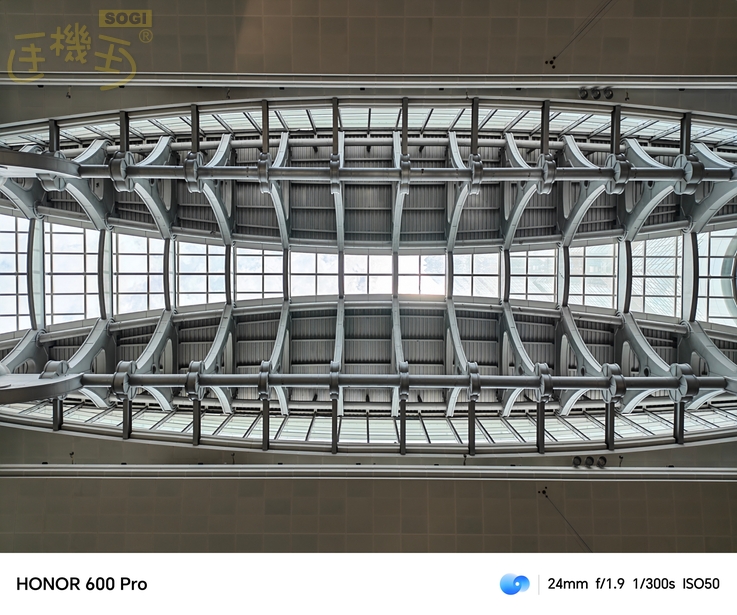 HONOR 600 Pro 相機體驗 - 建築造型
