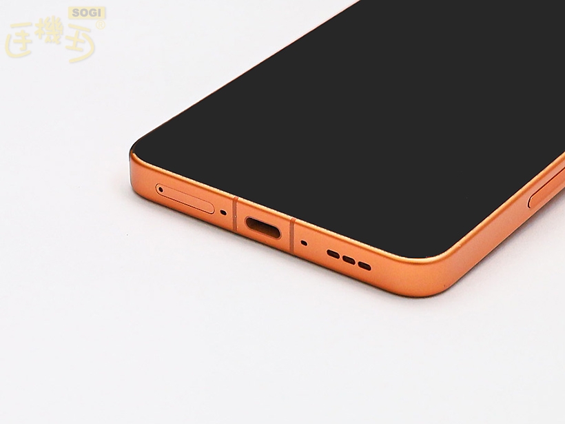 OPPO Find X9 Ultra 開箱外觀 - 底部