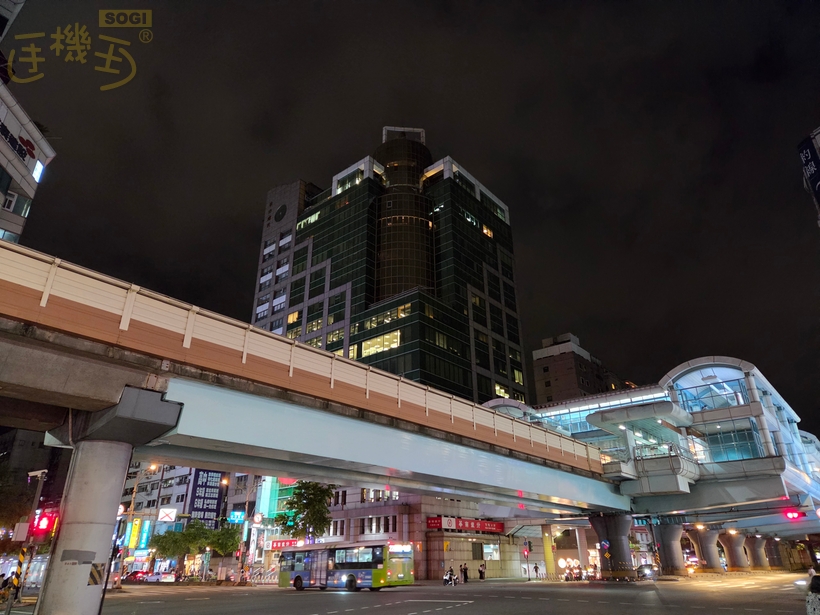 相機實測：滿足日常需求的雙鏡頭配置 - 夜拍-1