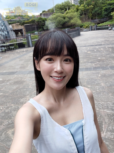 相機實測：三鏡頭與 AI 功能的拍攝體驗 - 自拍