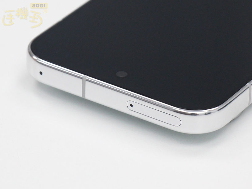 Google Pixel 11 系列外觀介紹 - 頂部
