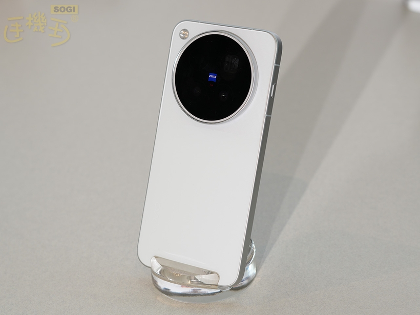 vivo X500 Pro 與 X500 Pro Max 實機顏色看起來如何？與官圖差異多大？ - X500 Pro Max 實機展示