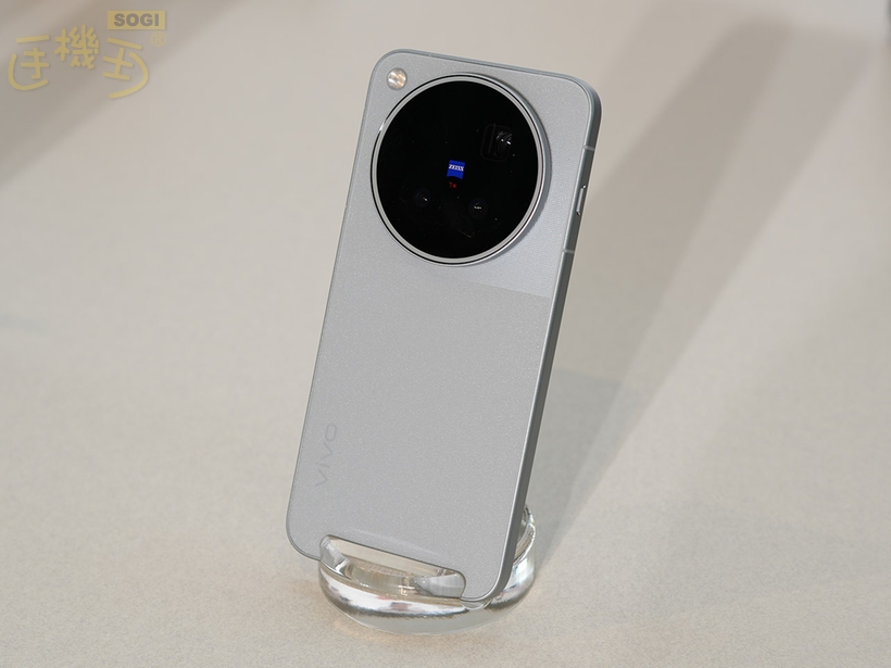 vivo X500 Pro 與 X500 Pro Max 實機顏色看起來如何？與官圖差異多大？ - X500 Pro Max 實機展示