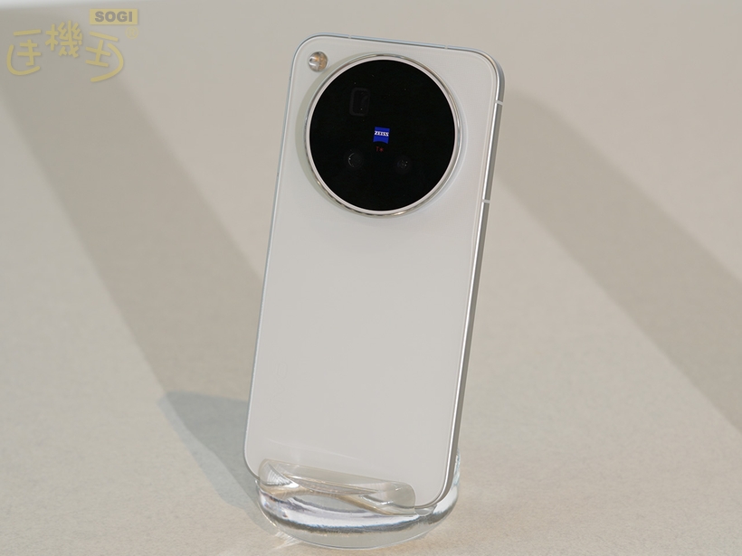 vivo X500 Pro 與 X500 Pro Max 實機顏色看起來如何？與官圖差異多大？ - X500 Pro 實機展示